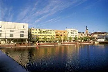 Am Schwedenkai 3* Kiel
