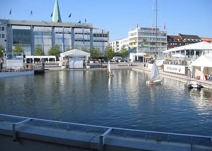 Hotell Am Schwedenkai 3*