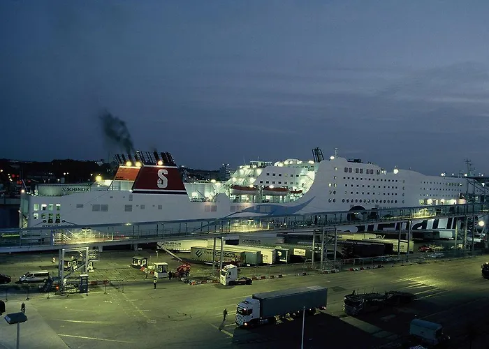 Am Schwedenkai Hotell 3*